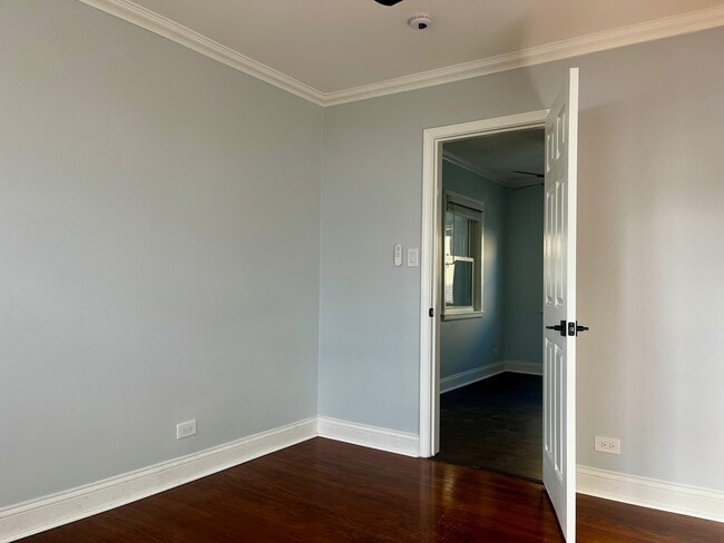 Building Photo - 6522 Spaulding Ave