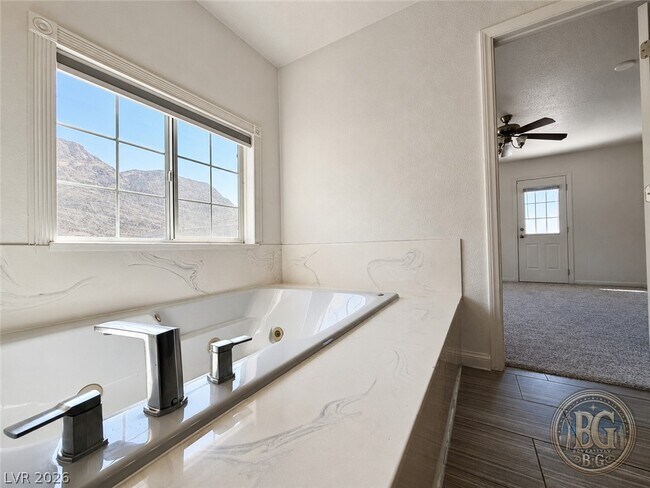 Building Photo - 764 Benedict Dr