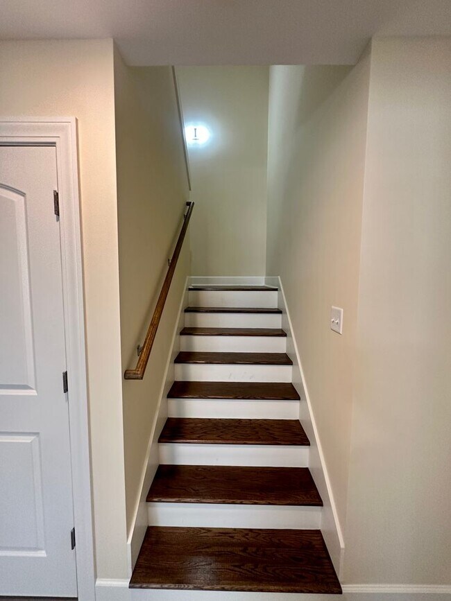 Building Photo - SPACIOUS NEWLY BUILT HOME