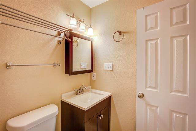 Building Photo - 4804 Springsong Ln