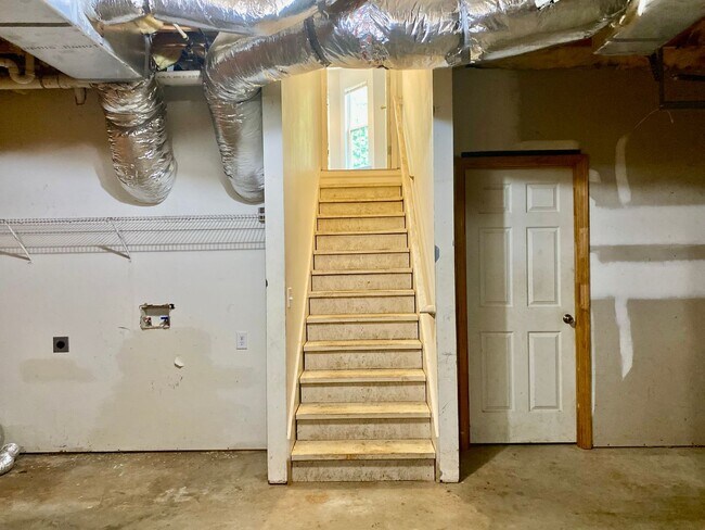 Building Photo - Dallas Rental