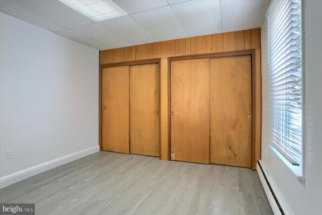 Building Photo - 307 Linden Ave