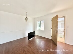 Building Photo - 1520 Meadowbrook Ave