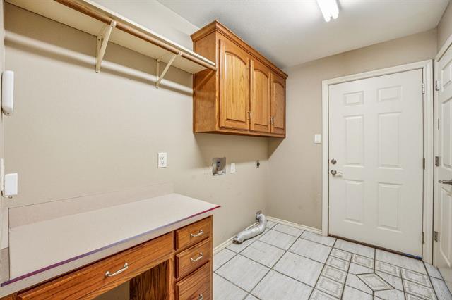 Building Photo - 2700 Solar Ct