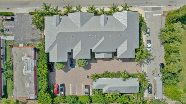 Building Photo - 902 S Federal Hwy