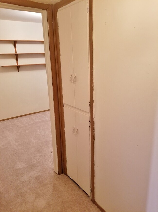 Building Photo - Great ranch style home near Shunga Park an...