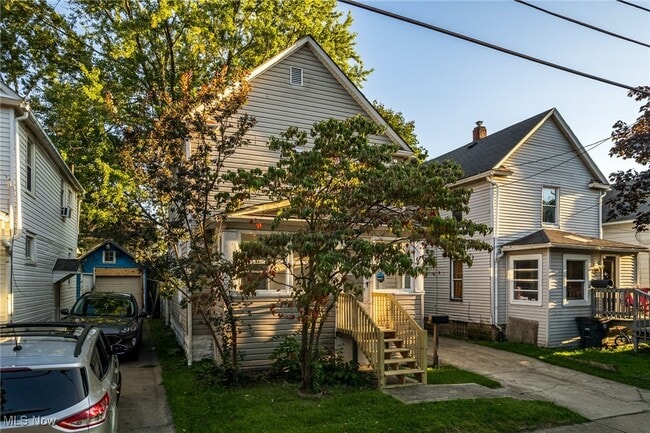 Building Photo - 312 Upland Ave