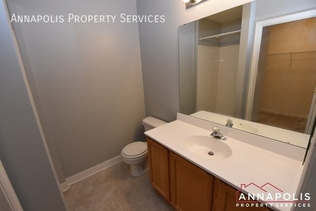 Building Photo - 2444 Ivy Landing Way