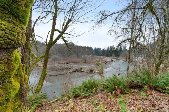 Building Photo - 117 Benthein Rd