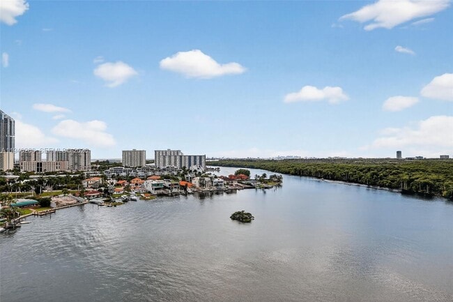 Building Photo - 400 Sunny Isles Blvd