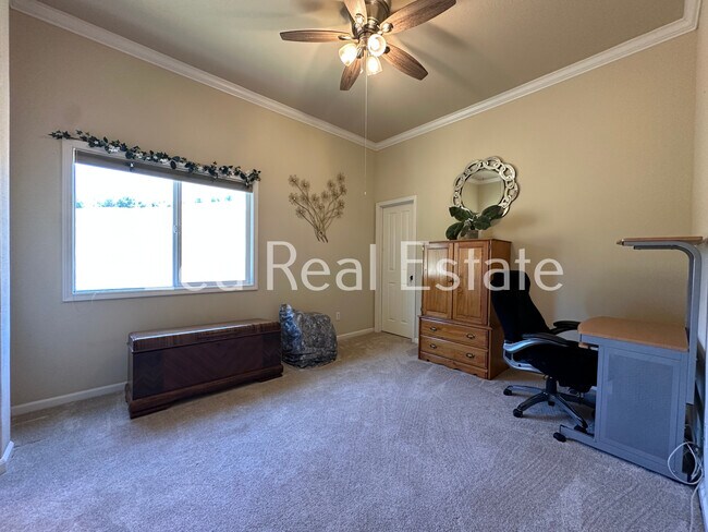 Building Photo - 131 Gage Ct