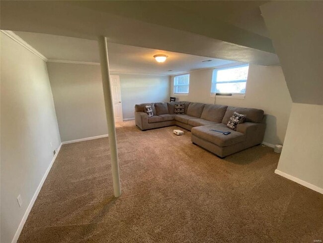 Building Photo - 7 Edgeworth Ave