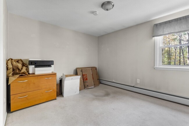 Building Photo - 11 Beebe Ln