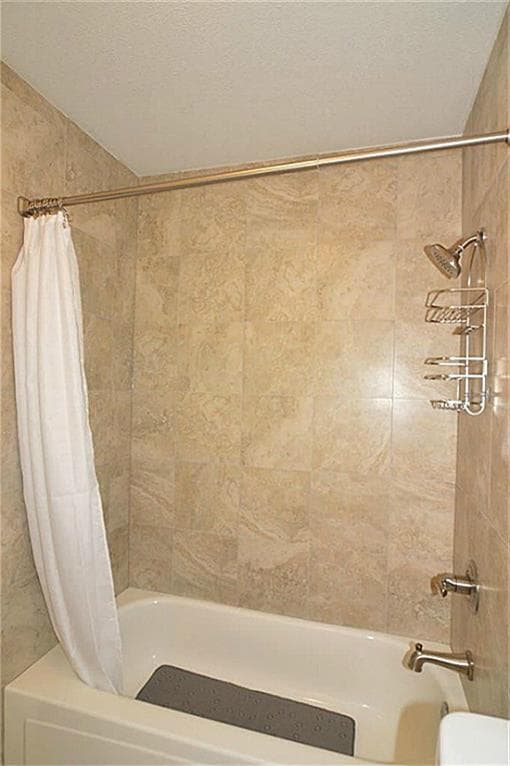 Building Photo - 3300 Pebblebrook Dr