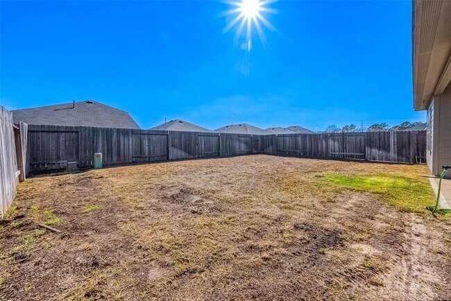 Building Photo - 2318 Georgina Falls Dr