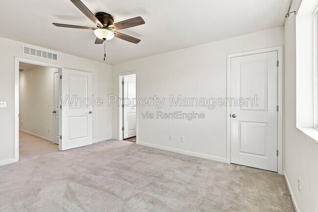 Building Photo - 871 E 98th Ave