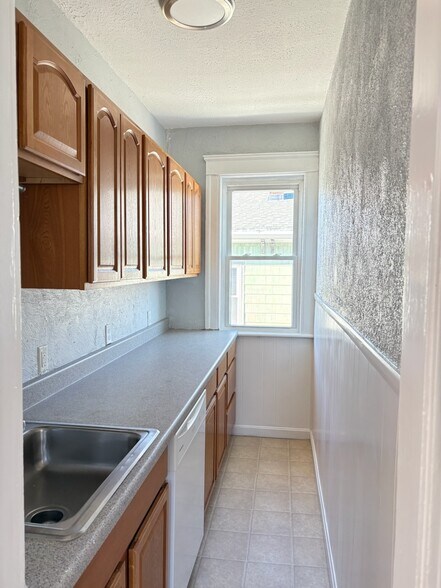 Building Photo - 7 Dartmouth St