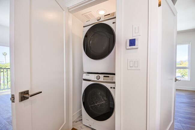 Building Photo - 2850 Virignia