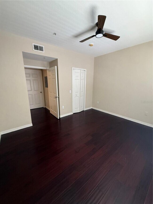 Building Photo - 6029 Westgate Dr