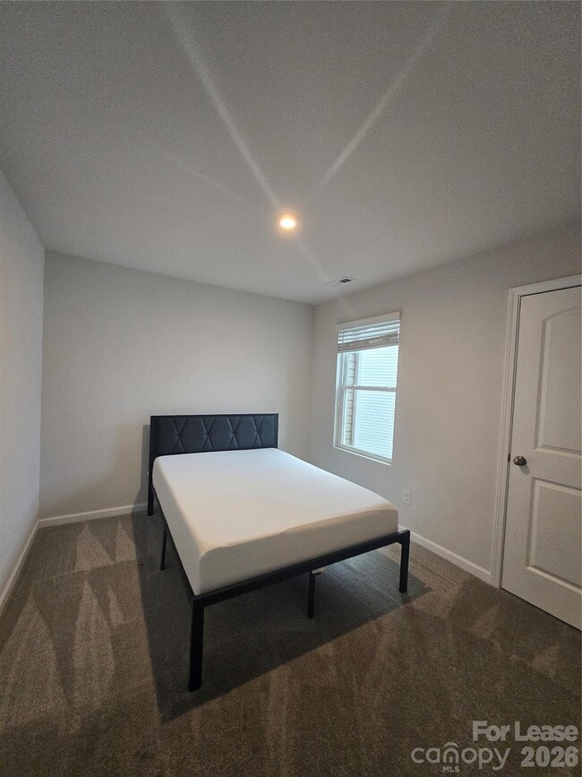 Building Photo - 7223 Encino Pl