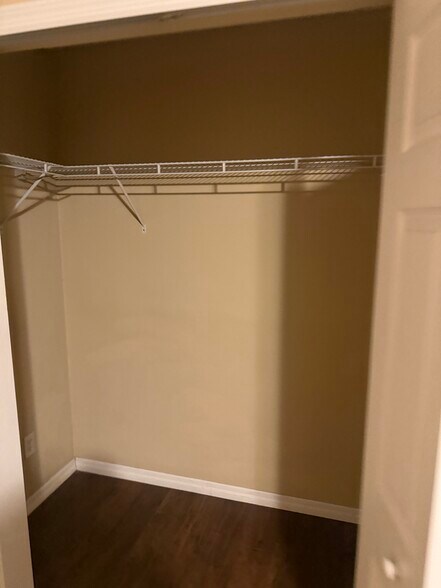 Building Photo - 3819 Pyrite Dr