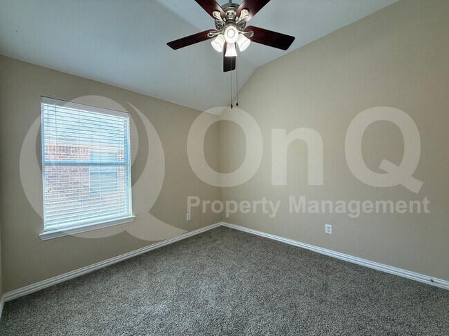 Building Photo - 1921 Highland Haven Ln