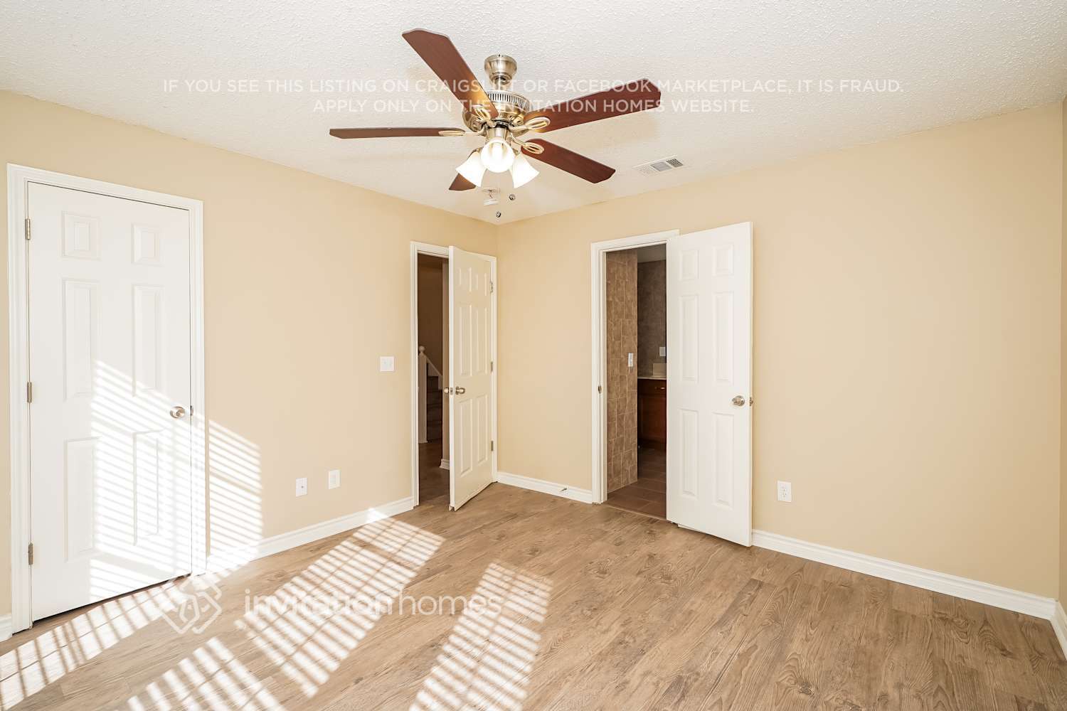 Building Photo - 10900 Huntington Rd