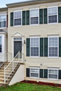 Building Photo - 442 Andromeda Terrace NE