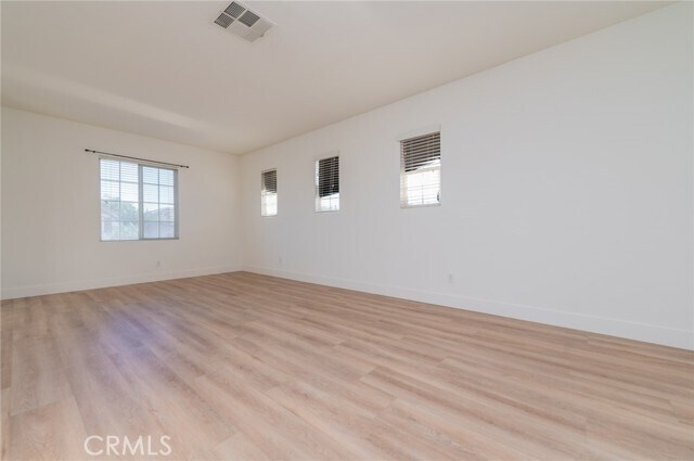 Building Photo - 1651 W Mammoth Dr