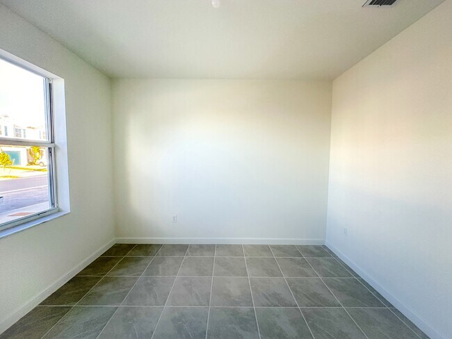 Building Photo - 16252 SW 291st St