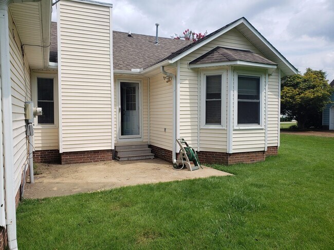 Building Photo - Northmeade Woods Subdivision