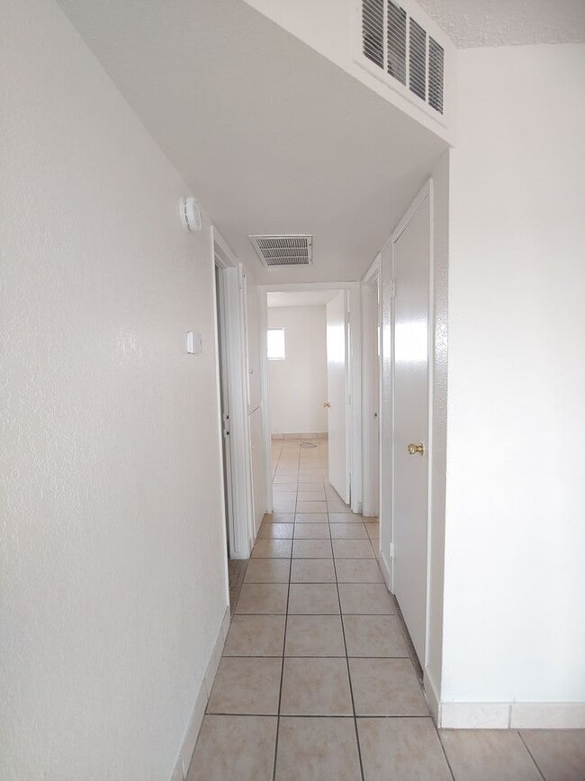 Building Photo - 5240 Pebble Beach Blvd