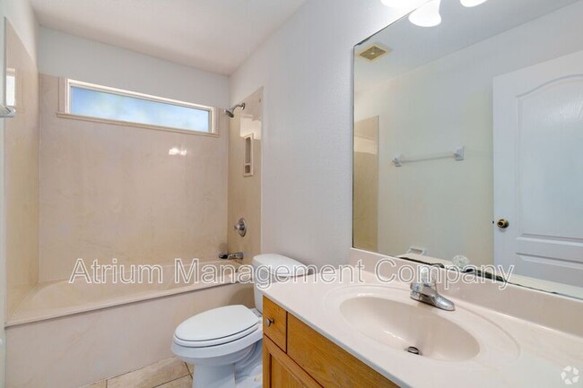 Building Photo - 2221 Harrison St