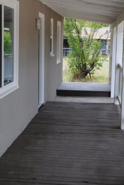 Deck - 5050 Enrico Blvd
