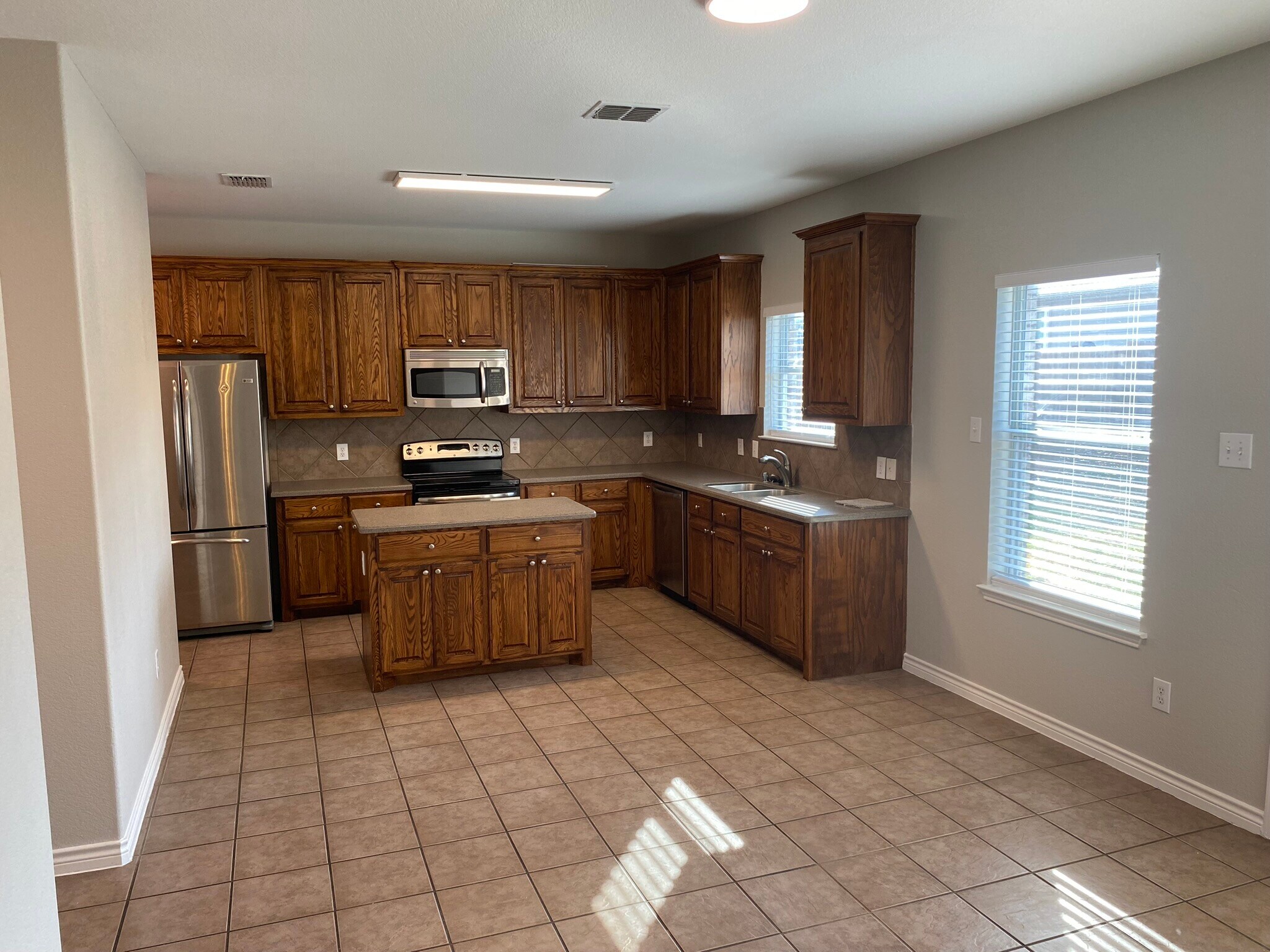 Kitchen - 12404 Pinestraw Rd