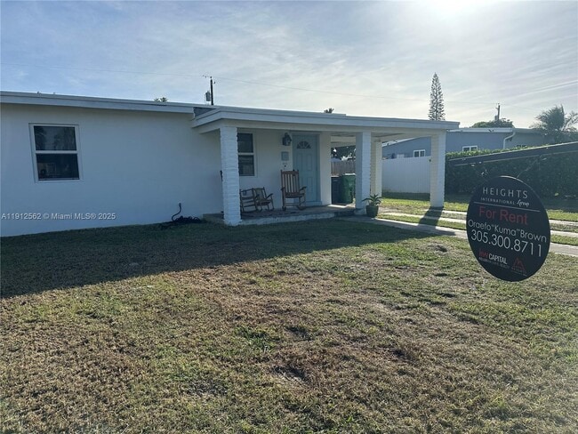 Primary Photo - 420 NE 12th St