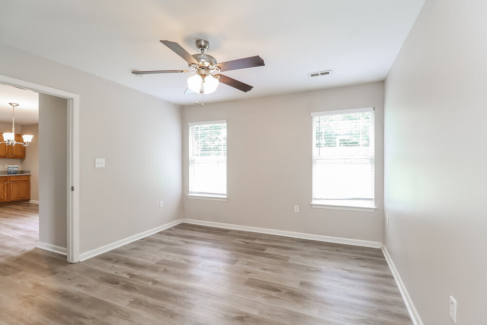 Building Photo - 814 Oakshire Cir