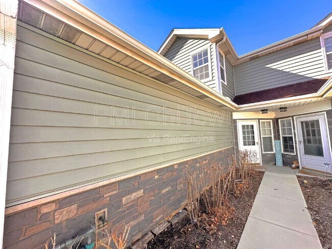 Building Photo - 1172 Regency Dr