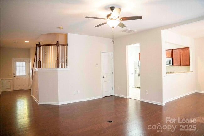 Building Photo - 15558 Canmore Street