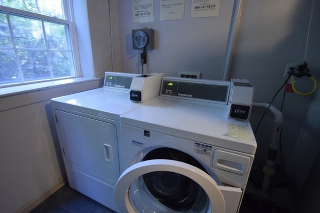 Building Photo - 1 Colonial Village Dr