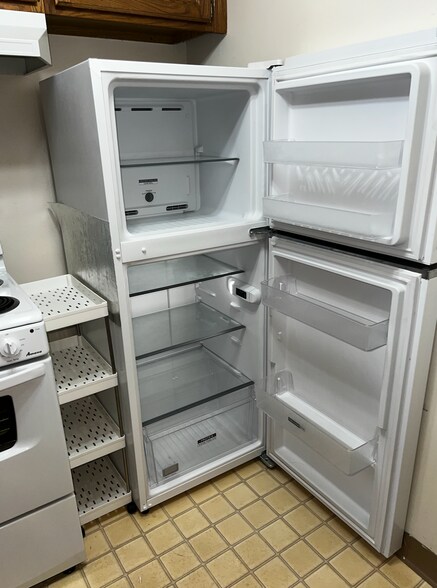 Building Photo - 555 E William St