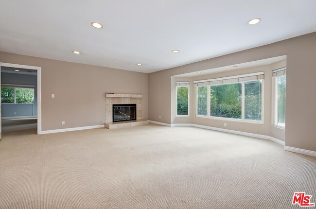 Building Photo - 22482 Calipatria Dr