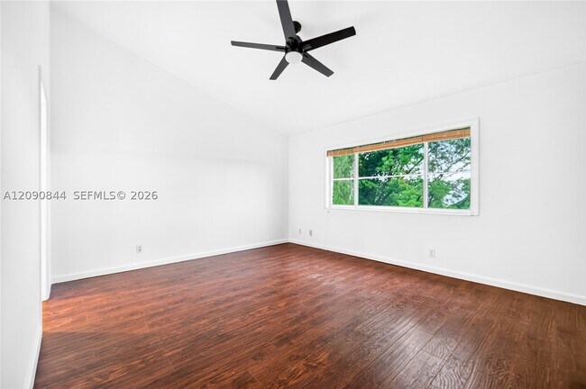 Building Photo - 5868 N Plum Bay Pkwy