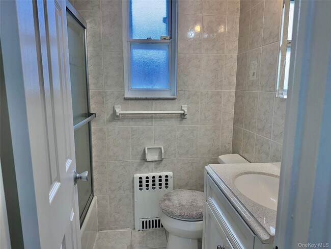 Building Photo - 255-55 75th Ave