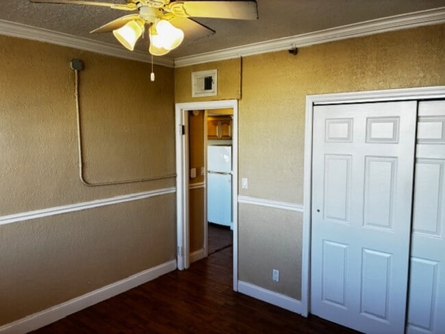 Building Photo - 311 W Ashley St