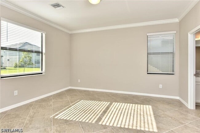 Building Photo - 9460 Foxglove Ln