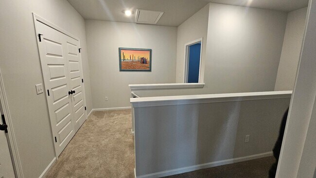 Building Photo - 515 Southwind Way