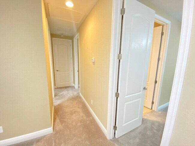 Building Photo - 10321 Belfry Cir