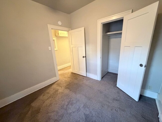 Building Photo - Cesar &amp; Beatrice Chaidez -305 21st St