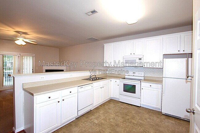 Building Photo - 508 Bayou Ct